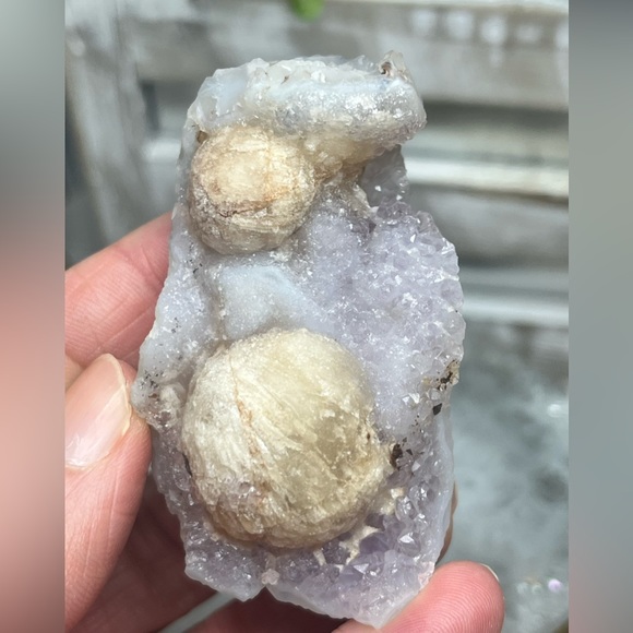 Fluorite Ball - Picture 3 of 3